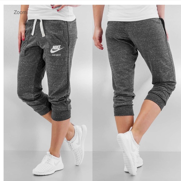 Nike Jogger - Picture 1 of 1